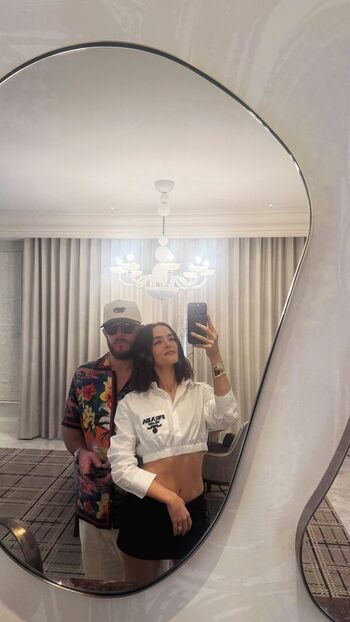 Leaked Zoey deutch page private photo viral onlyfans