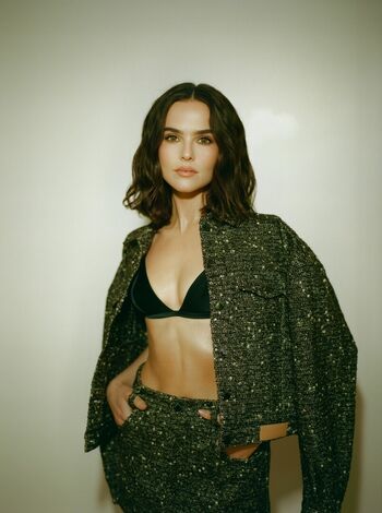 Leaked Zoey deutch private photo viral onlyfans