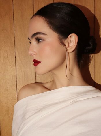 Leaked Zoey deutch private photo viral onlyfans