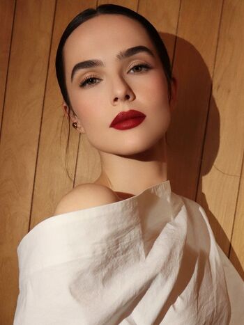 Leaked Zoey deutch private photo viral onlyfans
