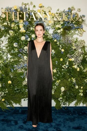 Leaked Zoey deutch private photo viral onlyfans
