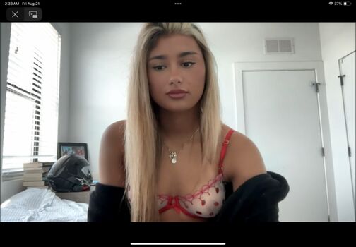 Leaked Zoeycaldwellxo private photo viral onlyfans