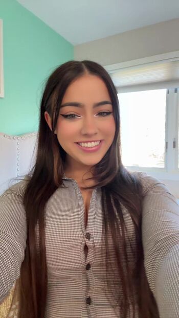 Leaked Zoeyisovip private photo viral onlyfans