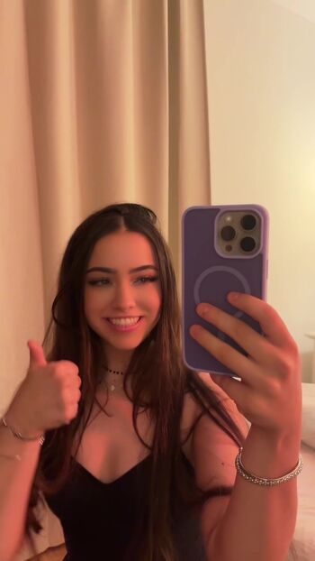 Leaked Zoeyisovip private photo viral onlyfans