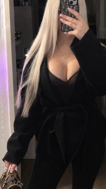 zoeynue