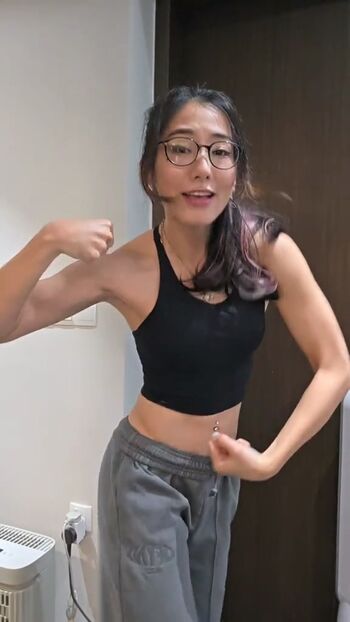 Leaked Lindsay mullan / private photo viral onlyfans