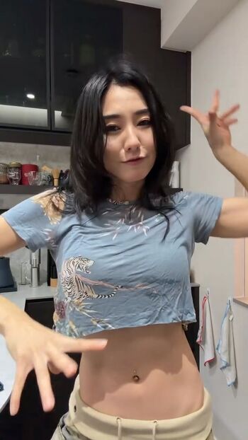 Leaked Thathoneydip / private photo viral onlyfans