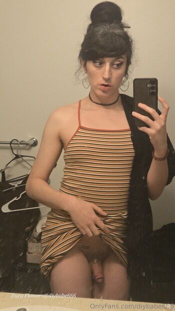 Leaked Zuzu flowers private photo viral onlyfans