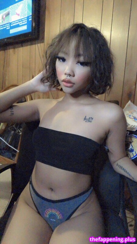 Cyb3r / Cyb3r0w0 / cyber0v0 / kitsunemai / zzoey0 / zzoey0w0 ヌードOnlyFans写真 #4